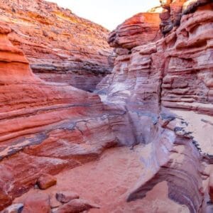 Jeep Safari al Canyon Colorato & Blue Hole – Snorkeling da Sharm